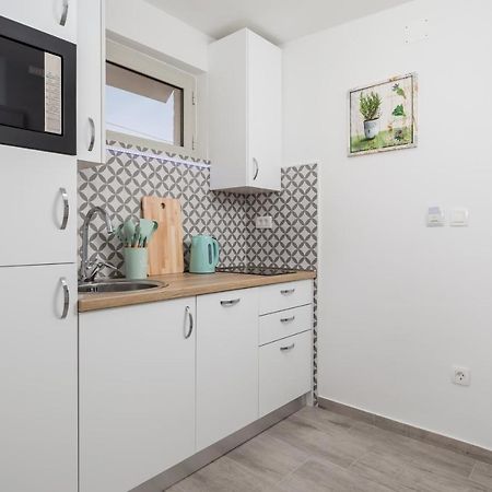 Studio Apartman Rozi Opatija Exterior photo